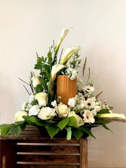 Funeral urn arrangement