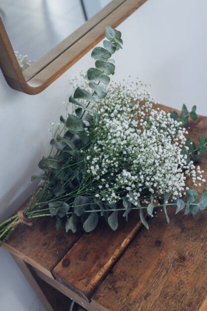 Bouquet d'eucalyptus et gypsophile frais – Image 2